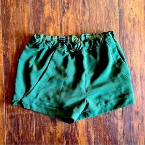 Rw & Co green ladies shorts